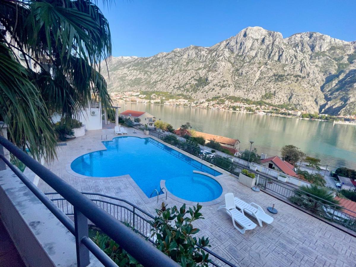 Stunning View To Kotor Bay And Old Town - C2 Vista Apartamento Muo Exterior foto