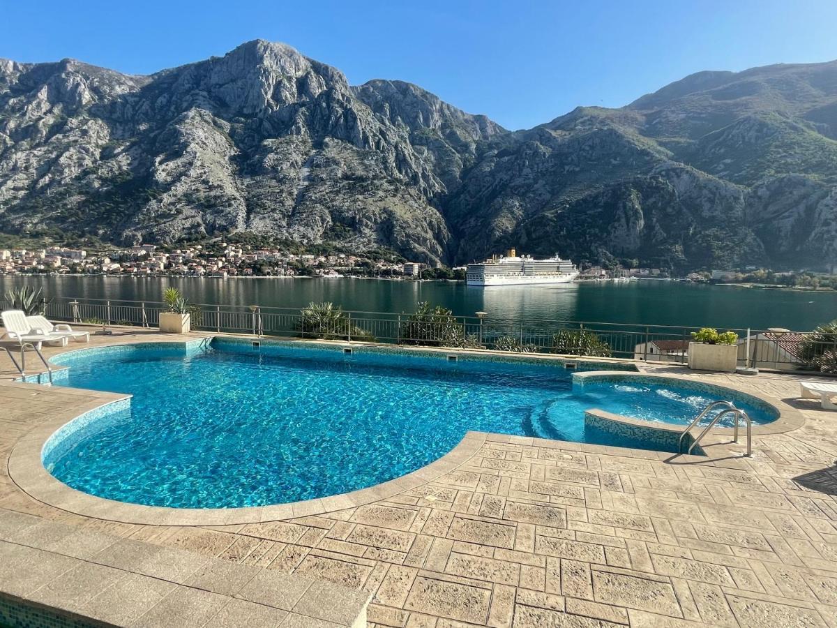 Stunning View To Kotor Bay And Old Town - C2 Vista Apartamento Muo Exterior foto